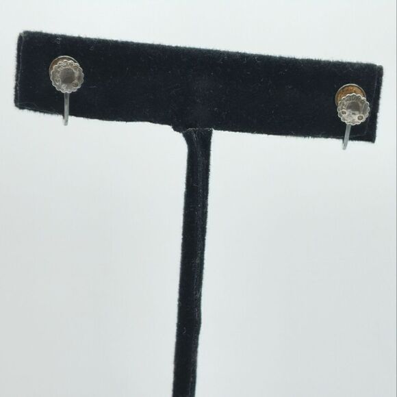 Vintage Sterling Silver Cultured pearl earrings - Picture 6 of 10